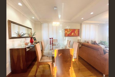 Apartamento à venda com 140m², 3 quartos e 2 vagasSala