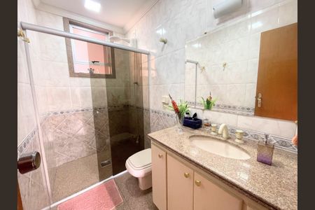 Apartamento à venda com 140m², 3 quartos e 2 vagasBanheiro Social