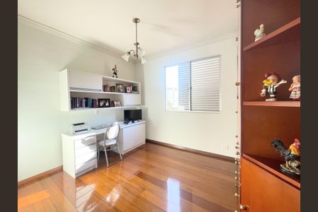 Apartamento à venda com 140m², 3 quartos e 2 vagasQuarto 1