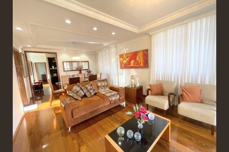 Sala de apartamento à venda com 3 quartos, 140m² em Padre Eustáquio, Belo Horizonte