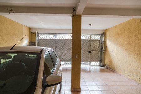 Casa à venda com 240m², 3 quartos e 4 vagas Casa à venda com 240m², 3 quartos e 4 vagasÁrea comum