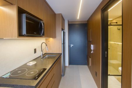 Cozinha de kitnet/studio à venda com 1 quarto, 24m² em Vila Cordeiro, São Paulo