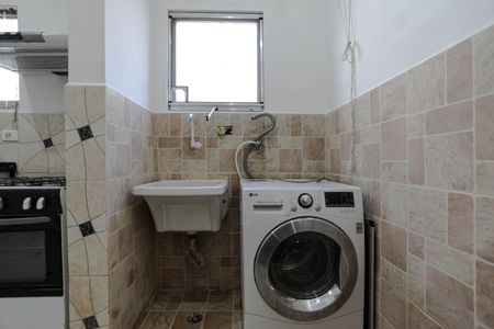 Apartamento para alugar com 68m², 2 quartos e 1 vagaÁrea de Serviço