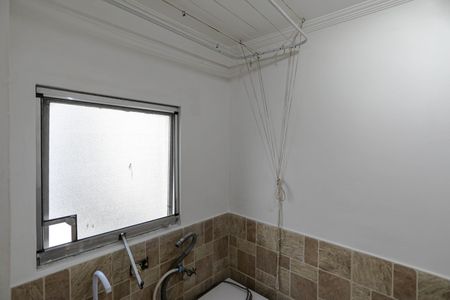 Apartamento para alugar com 68m², 2 quartos e 1 vagaÁrea de Serviço