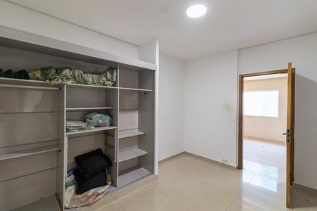 Casa à venda com 250m², 5 quartos e 3 vagas Casa à venda com 250m², 5 quartos e 3 vagasQuarto 2