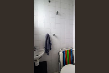 Apartamento à venda com 100m², 3 quartos e 2 vagasBanheiro de Serviço