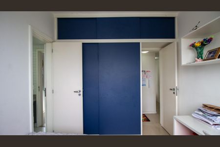 Apartamento à venda com 100m², 3 quartos e 2 vagasSuíte 2