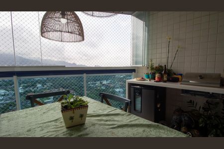 Apartamento à venda com 100m², 3 quartos e 2 vagasVaranda