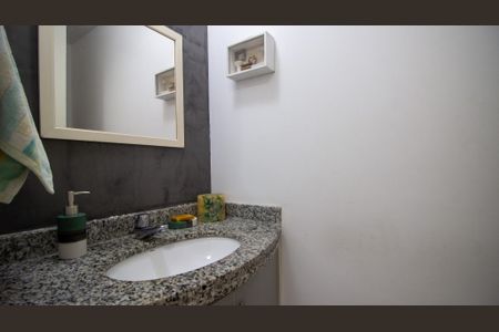 Apartamento à venda com 100m², 3 quartos e 2 vagasLavabo