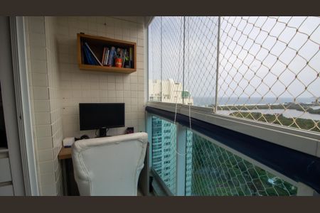 Apartamento à venda com 100m², 3 quartos e 2 vagasSacada da Suíte 1