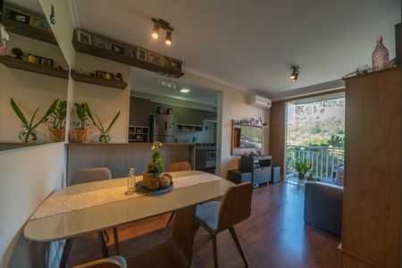 Apartamento à venda com 56m², 2 quartos e 1 vagaSala