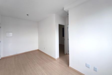 Sala de apartamento para alugar com 2 quartos, 42m² em Jardim Ipaussurama, Campinas