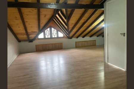 Quarto de casa de condomínio à venda com 3 quartos, 200m² em Aberta dos Morros, Porto Alegre