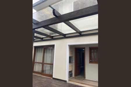 Casa de condomínio à venda com 200m², 3 quartos e 2 vagas