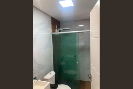 Casa de condomínio à venda com 200m², 3 quartos e 2 vagas