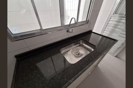 Sala/Cozinha de apartamento para alugar com 2 quartos, 50m² em Vila Amalia (zona Norte), São Paulo