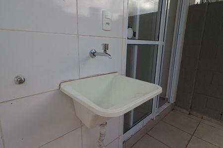 Casa de condomínio para alugar com 45m², 2 quartos e 1 vagaÁrea de Serviço