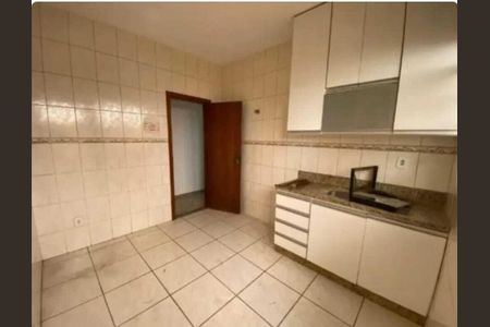 Casa para alugar com 2 quartos, 78m² em Planalto, Belo Horizonte