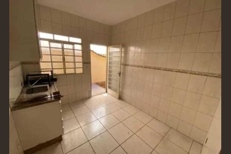 Casa para alugar com 2 quartos, 78m² em Planalto, Belo Horizonte