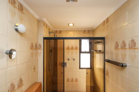 Apartamento à venda com 220m², 3 quartos e 3 vagasBanheiro da Suíte 1