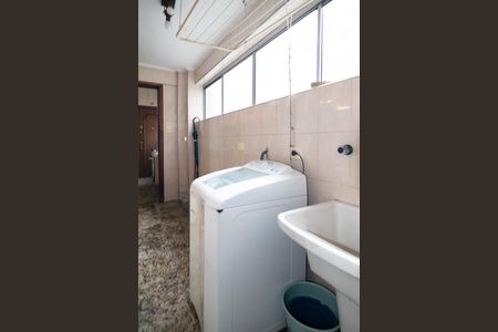 Apartamento à venda com 110m², 2 quartos e 1 vaga Apartamento à venda com 110m², 2 quartos e 1 vagaÁrea de Serviço