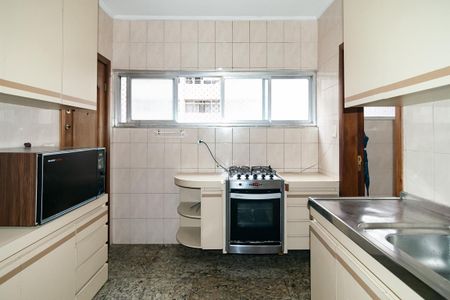 Apartamento à venda com 110m², 2 quartos e 1 vaga Apartamento à venda com 110m², 2 quartos e 1 vagaCozinha