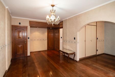 Apartamento à venda com 110m², 2 quartos e 1 vaga Apartamento à venda com 110m², 2 quartos e 1 vagaSala