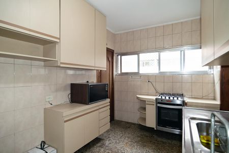 Apartamento à venda com 110m², 2 quartos e 1 vaga Apartamento à venda com 110m², 2 quartos e 1 vagaCozinha