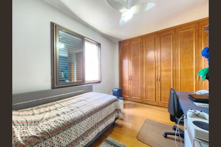 Apartamento à venda com 169m², 4 quartos e 3 vagasSuíte 2