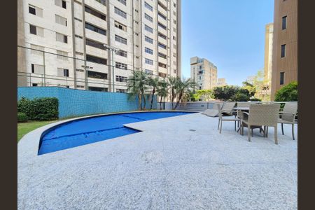 Apartamento à venda com 169m², 4 quartos e 3 vagasPiscina