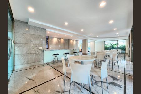 Apartamento à venda com 169m², 4 quartos e 3 vagasSalão de festas