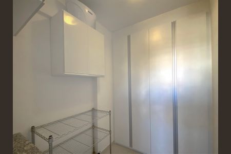 Apartamento à venda com 85m², 3 quartos e 2 vagasQuarto de Serviço