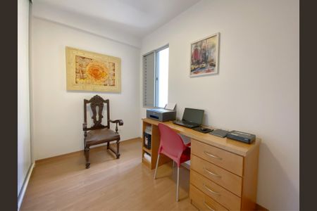 Apartamento à venda com 85m², 3 quartos e 2 vagasQuarto 2