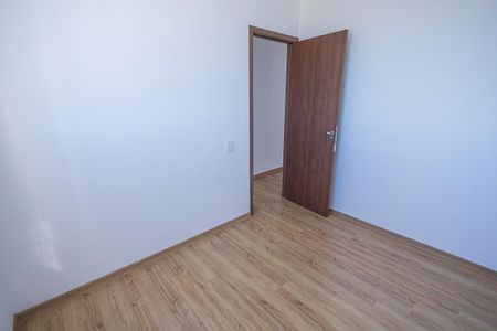 Quarto 1 de apartamento para alugar com 2 quartos, 42m² em Juliana, Belo Horizonte