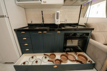 Apartamento para alugar com 38m², 2 quartos e sem vaga Apartamento para alugar com 38m², 2 quartos e sem vagaSala e Cozinha