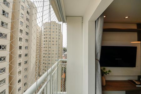 Apartamento para alugar com 38m², 2 quartos e sem vaga Apartamento para alugar com 38m², 2 quartos e sem vagaVaranda