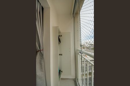Apartamento para alugar com 38m², 2 quartos e sem vaga Apartamento para alugar com 38m², 2 quartos e sem vagaVaranda