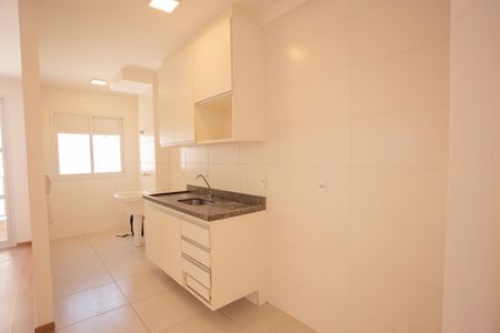 Apartamento à venda com 55m², 2 quartos e 1 vaga Apartamento à venda com 55m², 2 quartos e 1 vagaCozinha e Área de Serviço