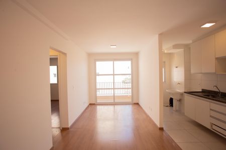 Sala de apartamento à venda com 2 quartos, 55m² em Vila Pita, São Paulo