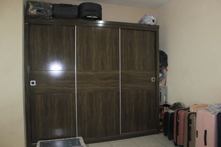 Casa à venda com 51m², 4 quartos e 1 vagaSuíte da casa 2