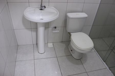 Casa à venda com 51m², 4 quartos e 1 vagaBanheiro da Suíte - casa 2