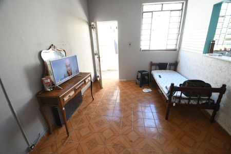 Casa à venda com 170m², 3 quartos e 5 vagasSala