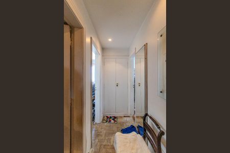 Apartamento à venda com 213m², 2 quartos e 1 vagaCorredor