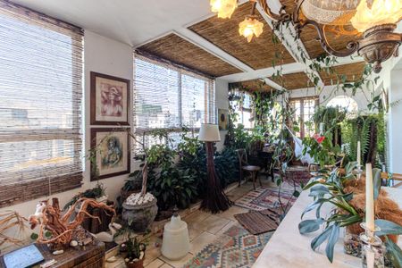 Apartamento à venda com 213m², 2 quartos e 1 vagaSala