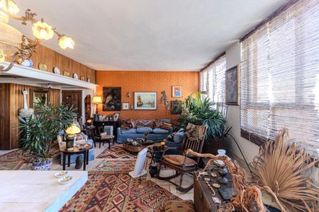 Apartamento à venda com 213m², 2 quartos e 1 vagaSala