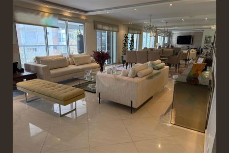 Apartamento à venda com 3 quartos, 241m² em Chácara Santo Antônio, São Paulo