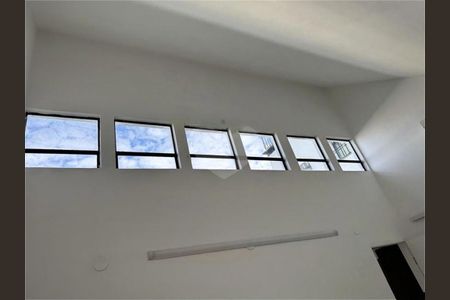 Casa à venda com 250m², 3 quartos e 4 vagas