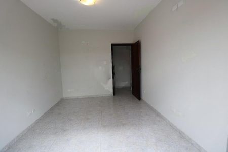 Casa à venda com 4 quartos, 330m² em Vila Carrão, São Paulo