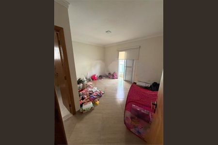 Casa à venda com 3 quartos, 280m² em Jardim Guapira, São Paulo