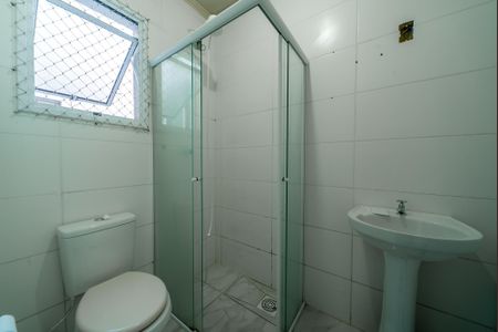 Banheiro de apartamento para alugar com 2 quartos, 46m² em Centro, Viamão